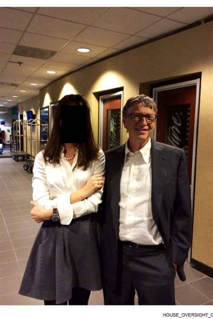 126028 safe, bill gates, epstein, island boys 4Freunde