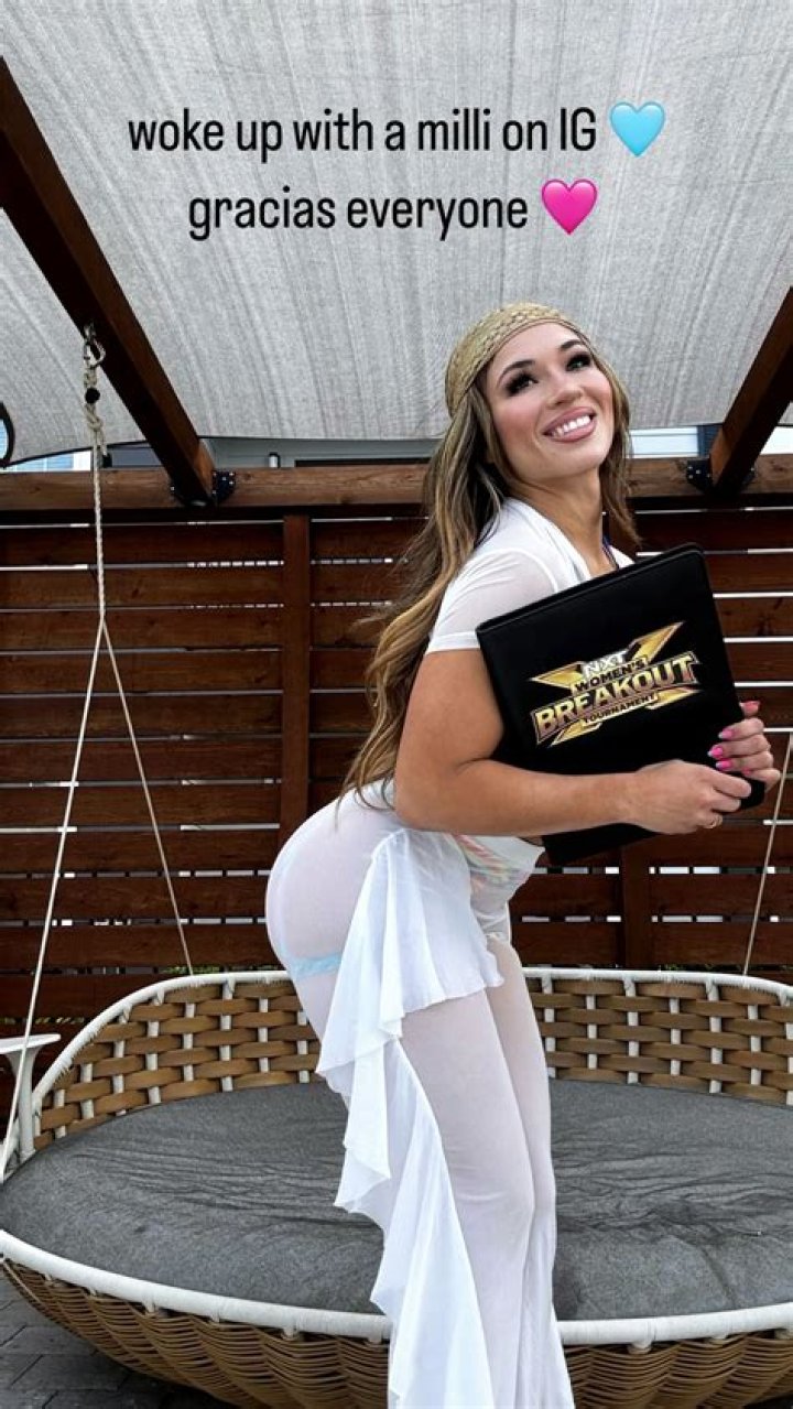 159 Hot Lola Vice Photos Ass and Bikini Pics