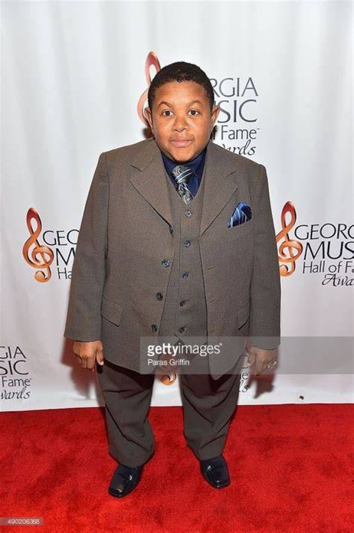 Actor Emmanuel Lewis attends 2015 Music Hall Of Fame Awards