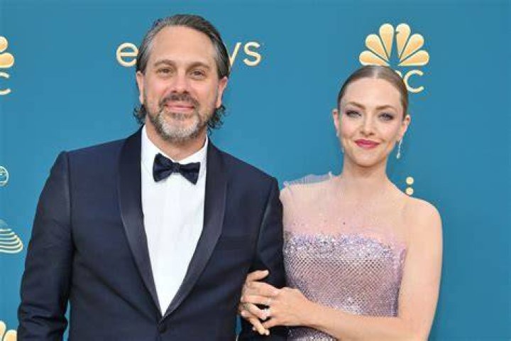 Amanda Seyfried & Thomas Sadoski Baby Girl! Access