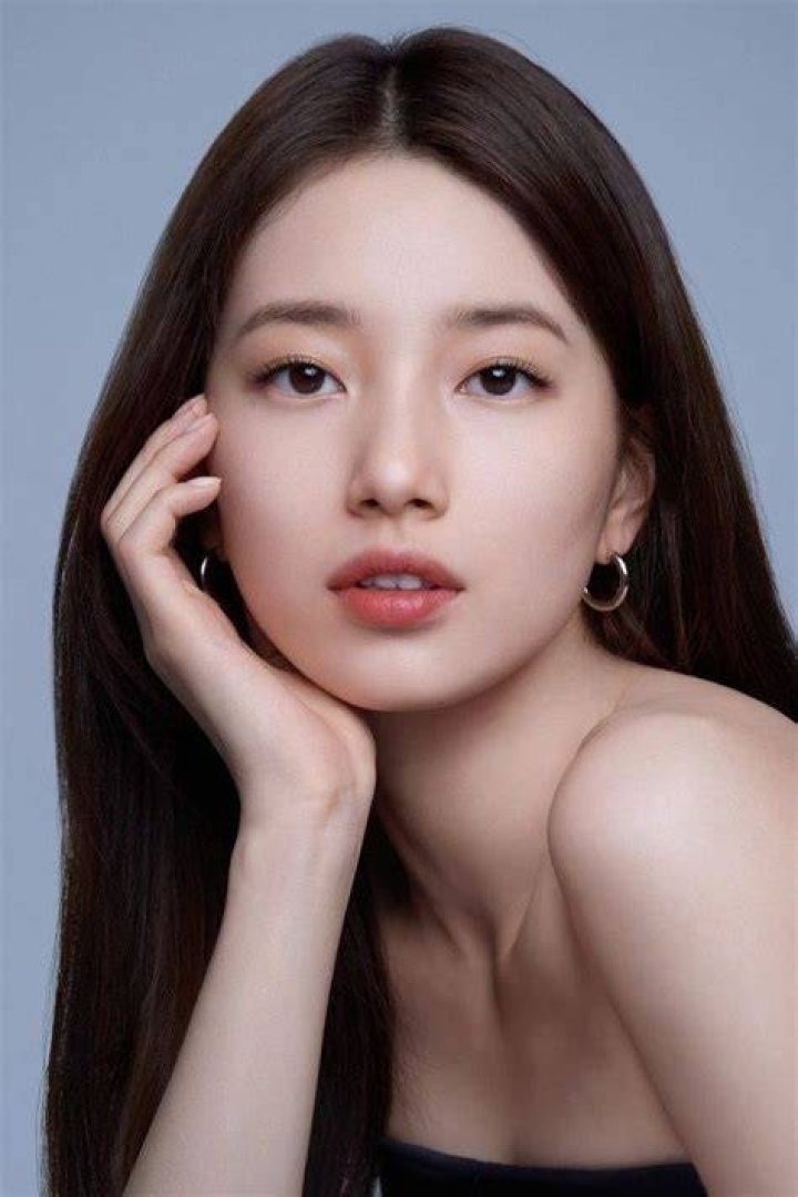 Bae Suzy Age, Height, Instagram, Net Worth, and Biography Match less