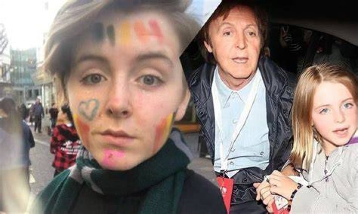 Beatrice Mccartney 2018 Photos