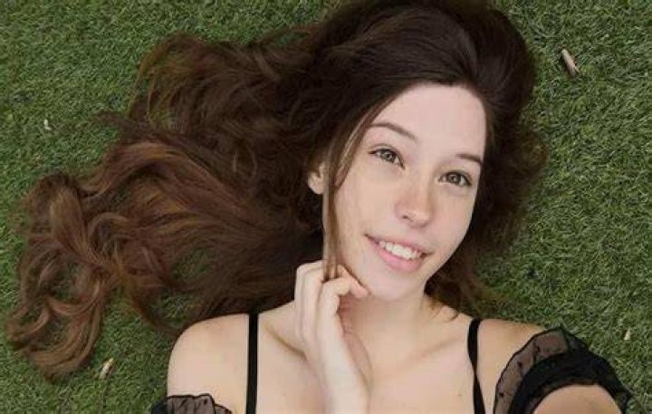 Belle Delphine age, net worth, wiki, family, biography and latest