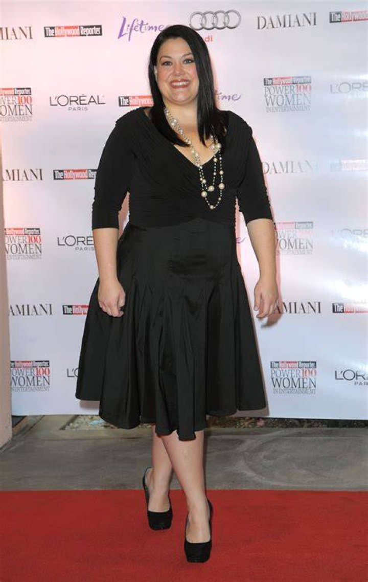 Brooke Elliott VERY WANG