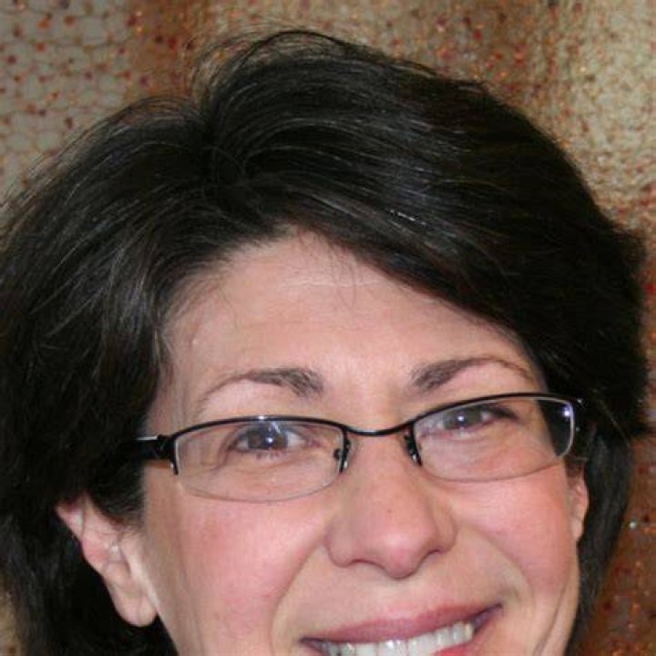 Cara HANSON University of Vermont Medical Center, Burlington