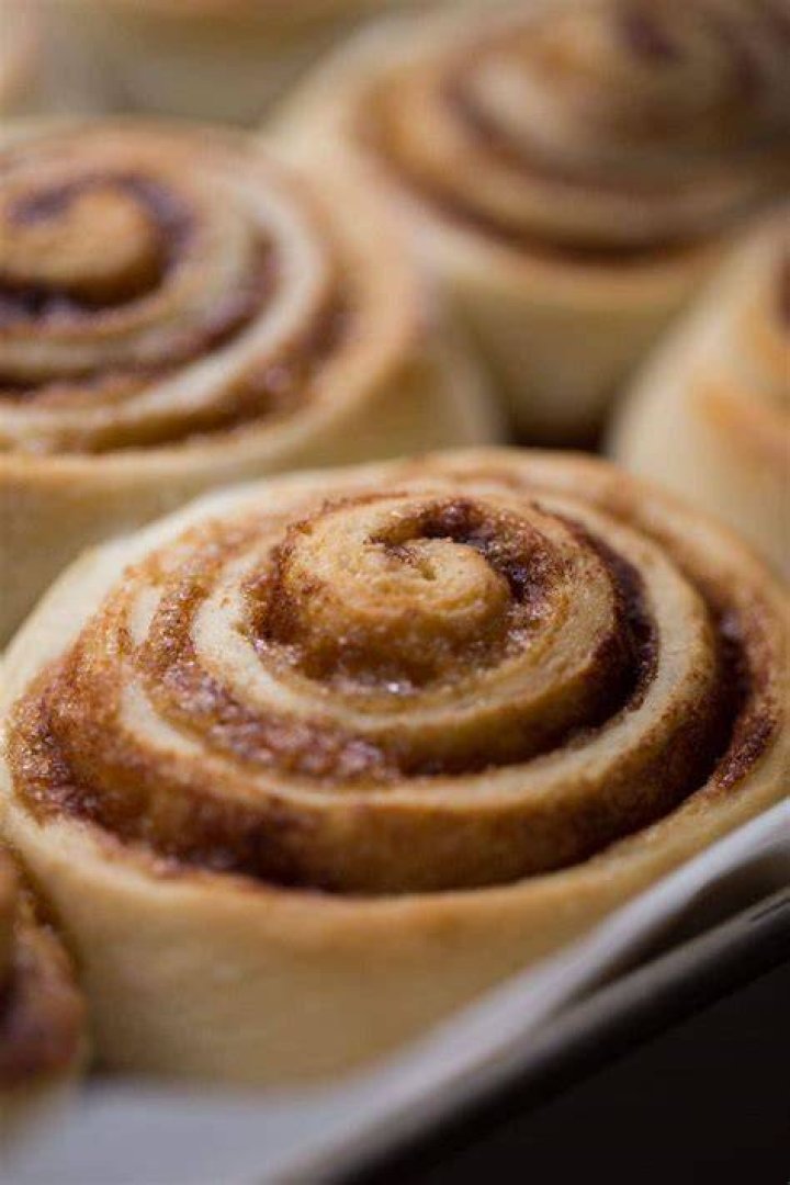 Chewy Soft Cinnamon Rolls Lauren's Latest