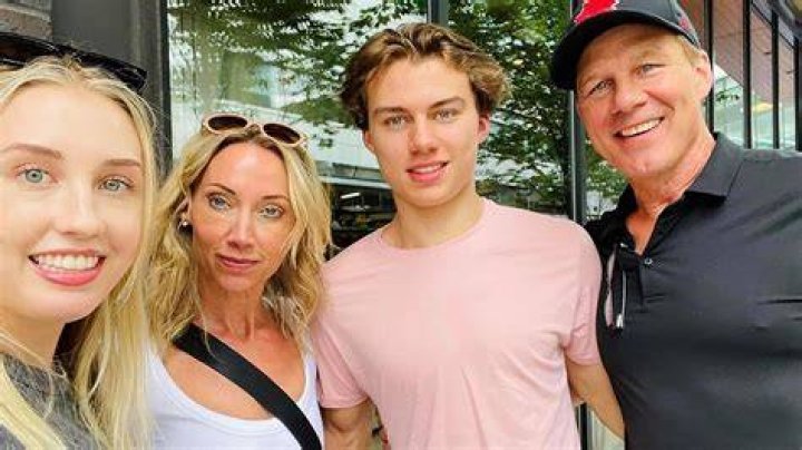 Connor Bedard Girlfriend Is He Dating Emma Loken?