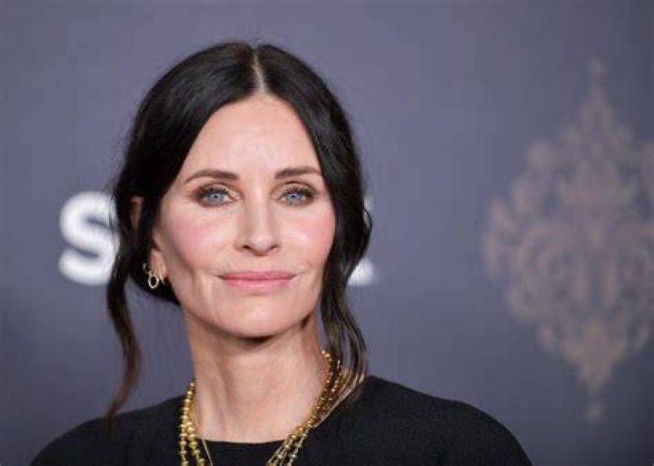 Courteney Cox says she was hurt being the only &lsquo;Friends&rsquo; star not