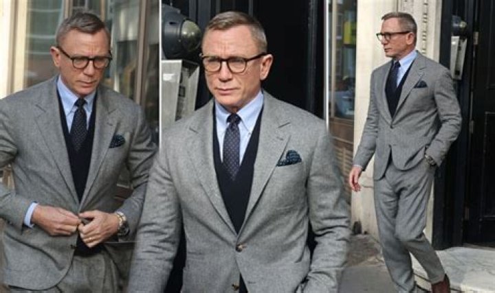 Daniel Craig Steps Out in Rare Appearance with Daughter Ella at London