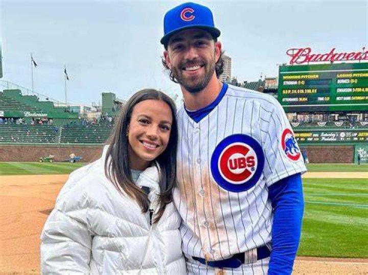 Dansby SwansonMallory Pugh engagement photos