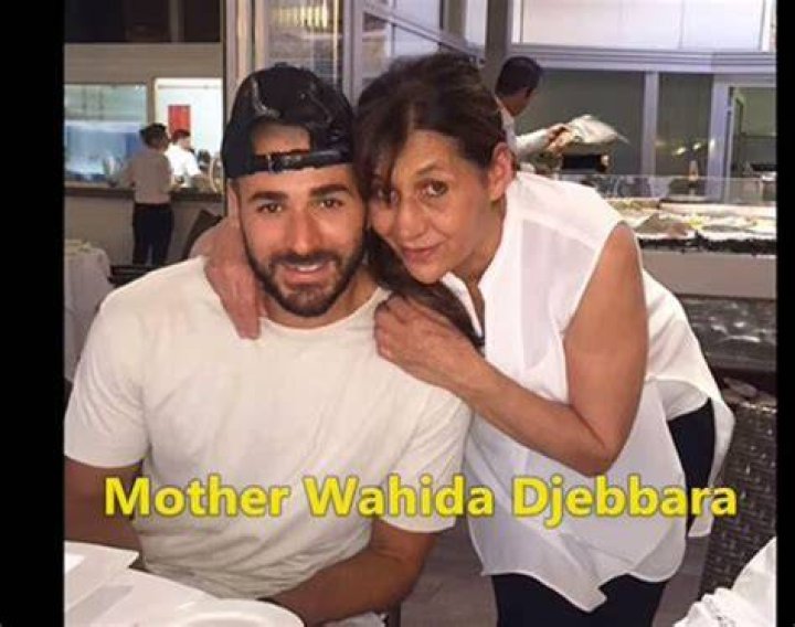 El papel de Wahida Djebbara, la madre de Benzema, en el &eacute;xito del &lsquo;9