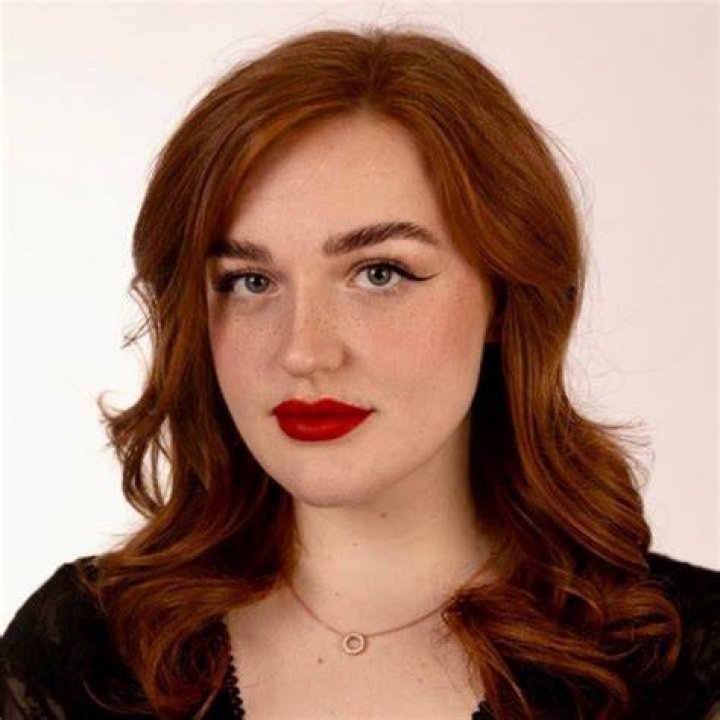 Eleanor Neale Bio, Age, Height, Boyfriend, Net Worth
