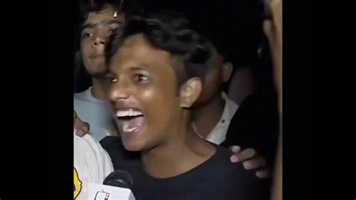 Elvish Bhai Ke Aage Meme Download Get Meme Templates