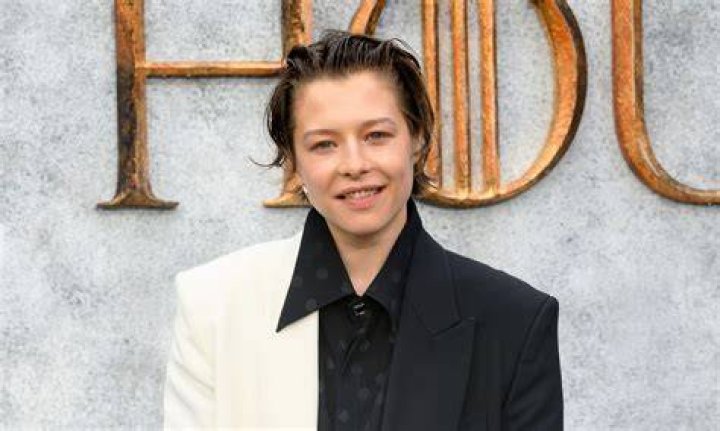 Emma D'Arcy Says They 'Stopped Pretending' at Golden Globes 2023