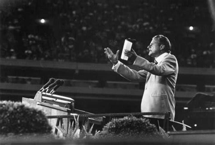 Evangelist Billy Graham Dead at 99