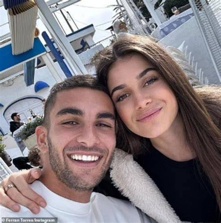 Ferran Torres Girlfriend Instagram