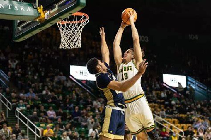 Forward Josh Oduro to Return to Mason for Senior Campaign