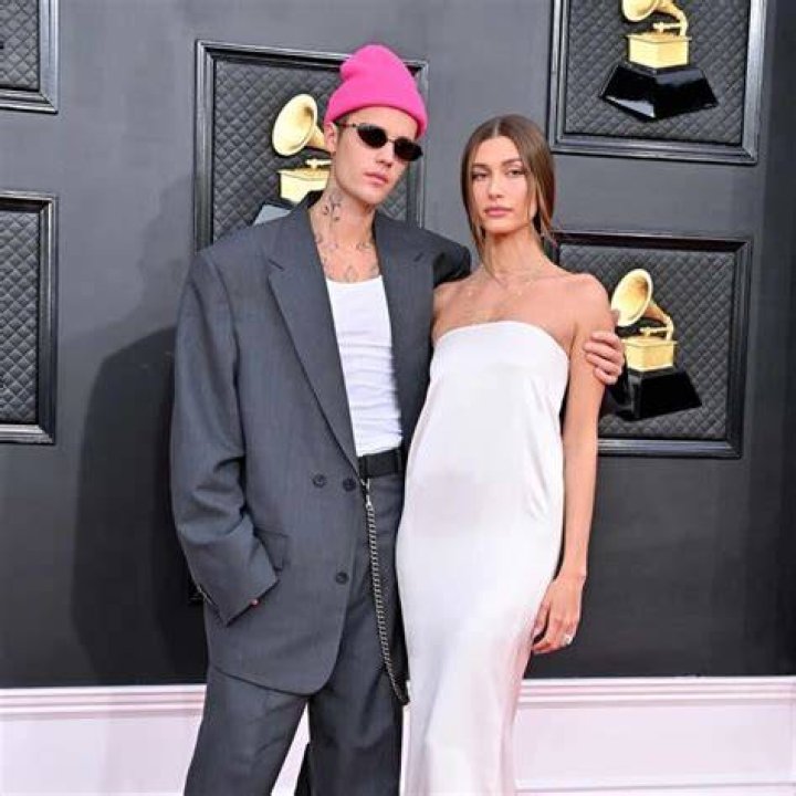 Hailey Rhode Bieber Body Measurement, Bikini, Bra Sizes, Height, Weight