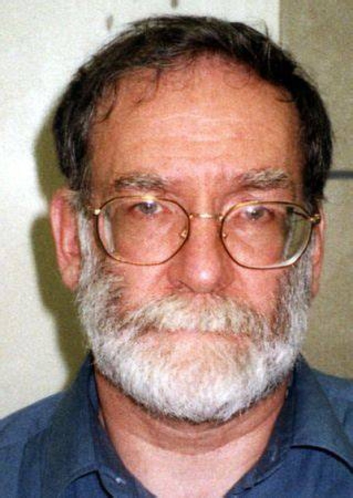 Harold Shipman Biography Facts, Childhood, Family Life & Crimes of