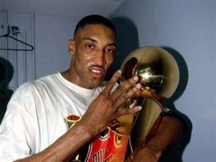 How Many Rings Does Scottie Pippen Have? (2022) United States KNews.MEDIA