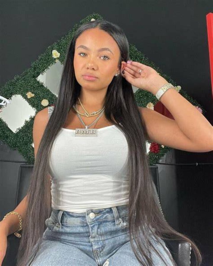 How old is Brooklyn Queen? Wikipedia, Height, Husband, Boyfriend