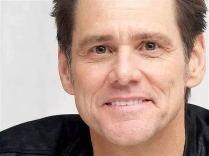 Jim Carrey «la mia nuova vita» (in un'autobiografia sui generis) iO