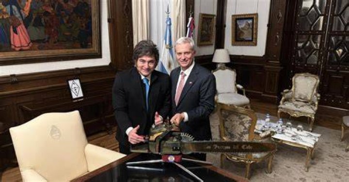 Jos&eacute; Coronado recibe el alta tras su infarto Gente y Famosos EL PA&Iacute;S