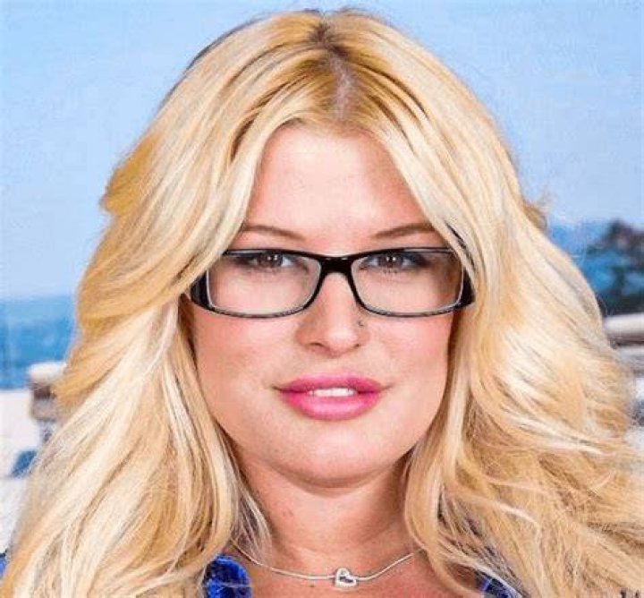 Julie Cash Profile Images &mdash; The Movie Database (TMDB)