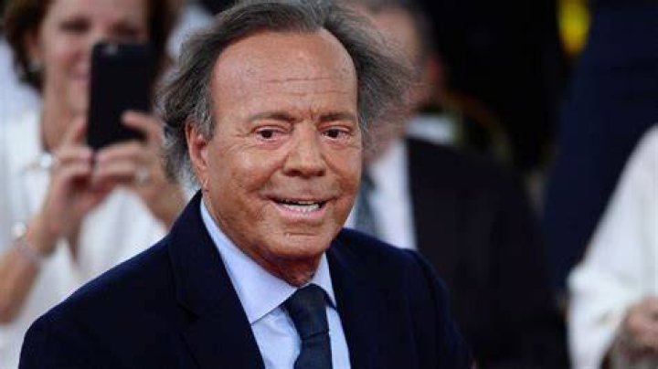 Julio Iglesias &ldquo;Nunca he tenido mi mente m&aacute;s clara&rdquo; D&iacute;a a D&iacute;a
