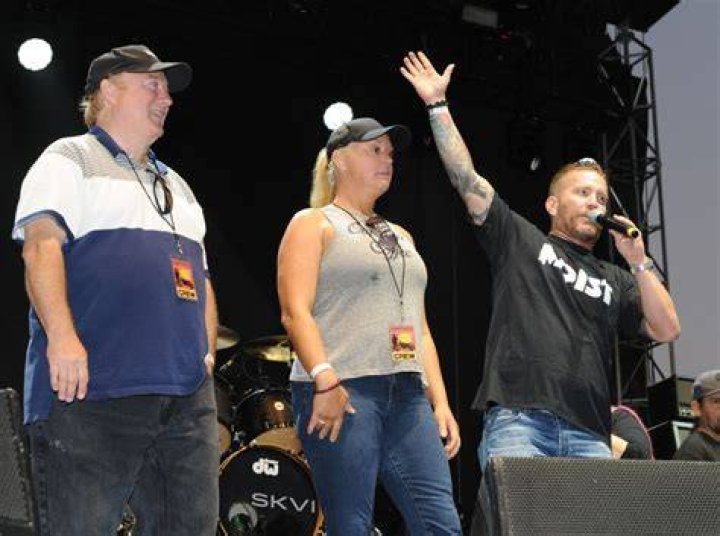 KLOS 95.5 axes Frosty Stilwell from Frosty, Heidi & Frank Show Daily News