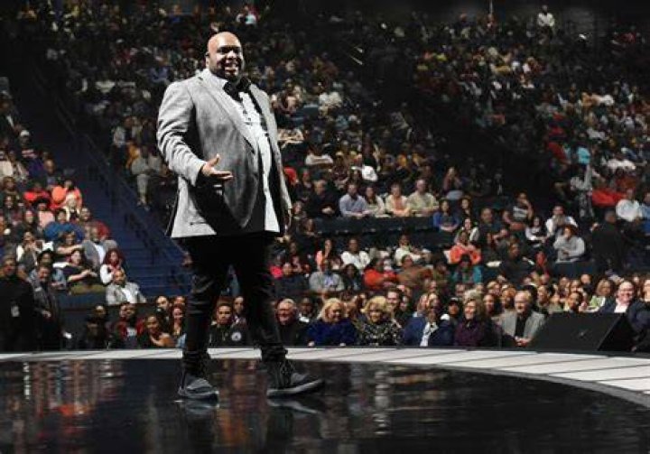 Lakewood pastor John Gray will split time between Houston and South