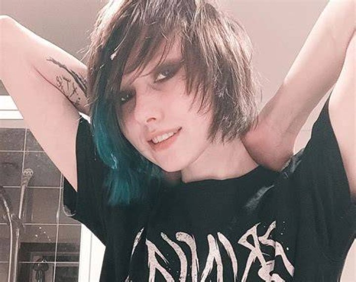 Little_emo_kitten / daddys_emo_girl leaked nude photo from OnlyFans and