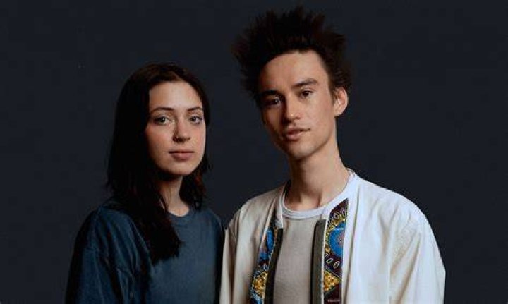 Lizzy Mcalpine Parents Are Mark McAlpine and Robin Lacey