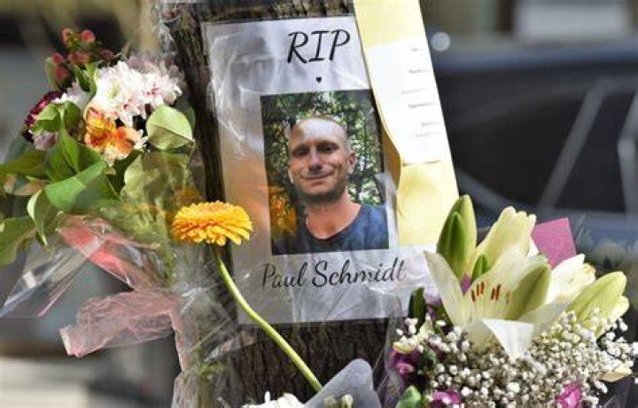 Paul Schmidt Vancouver Starbucks Stabbing Video Sparks Concern Reddit