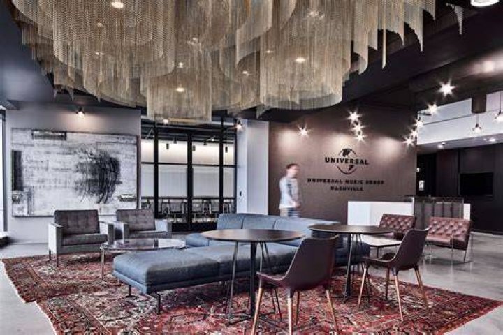 Pressroom UNIVERSAL MUSIC GROUP NASHVILLE LAUNCHES NEW LABEL CAPITOL