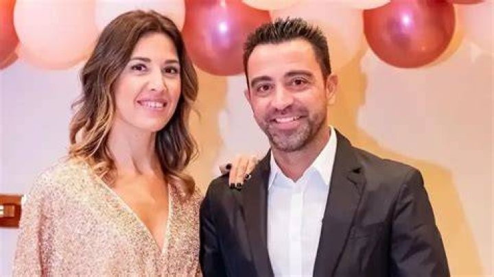 Qui est Nuria Cunillera ? Rencontrez la superbe &eacute;pouse de Xavi Hernandez