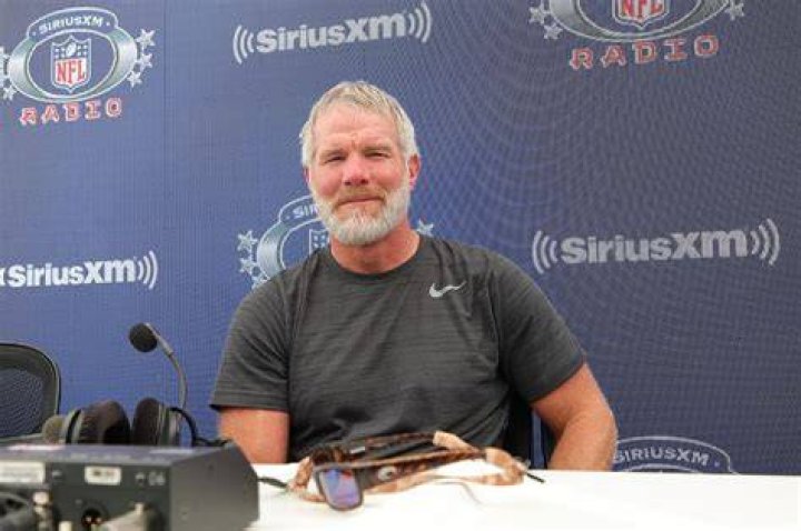 Report Brett Favre sues Pat McAfee and Shannon Sharpe for defamation