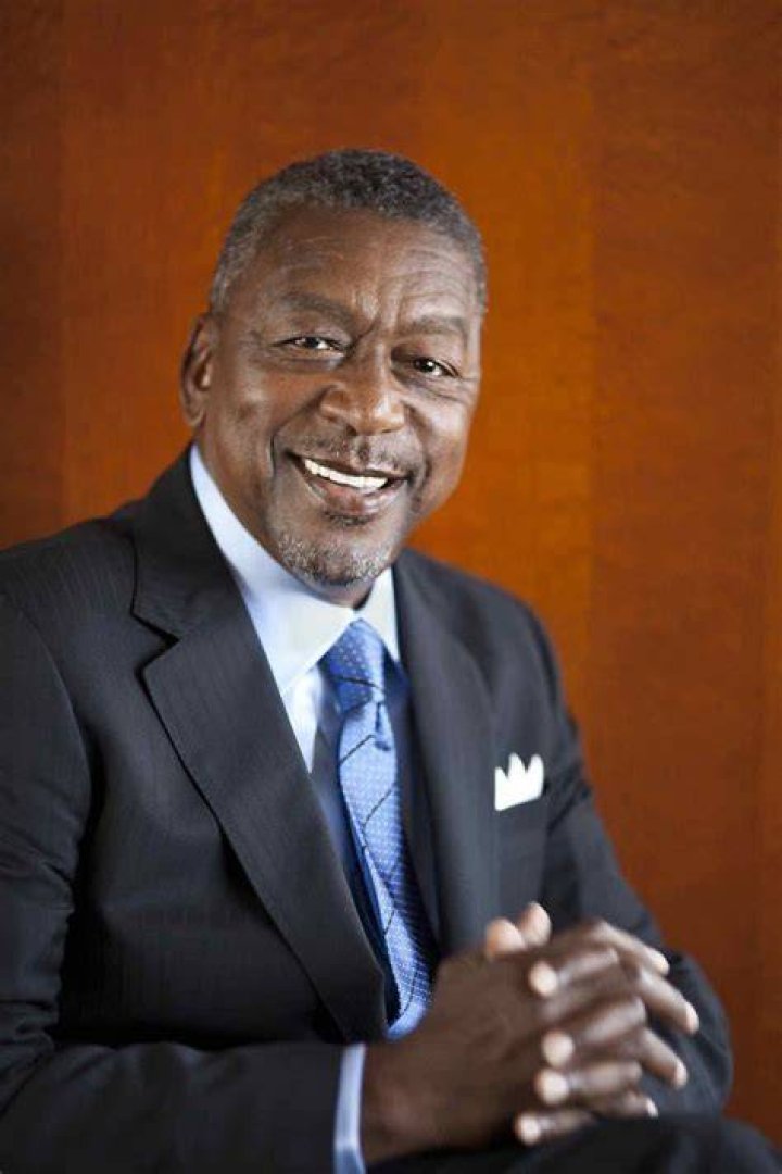 Robert L. Johnson American entrepreneur, media magnate, executive