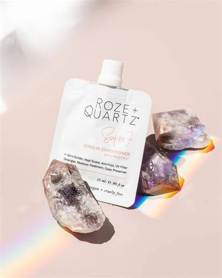 Roze + Quartz Super 7 Leave In Conditioner For Dry Damaged