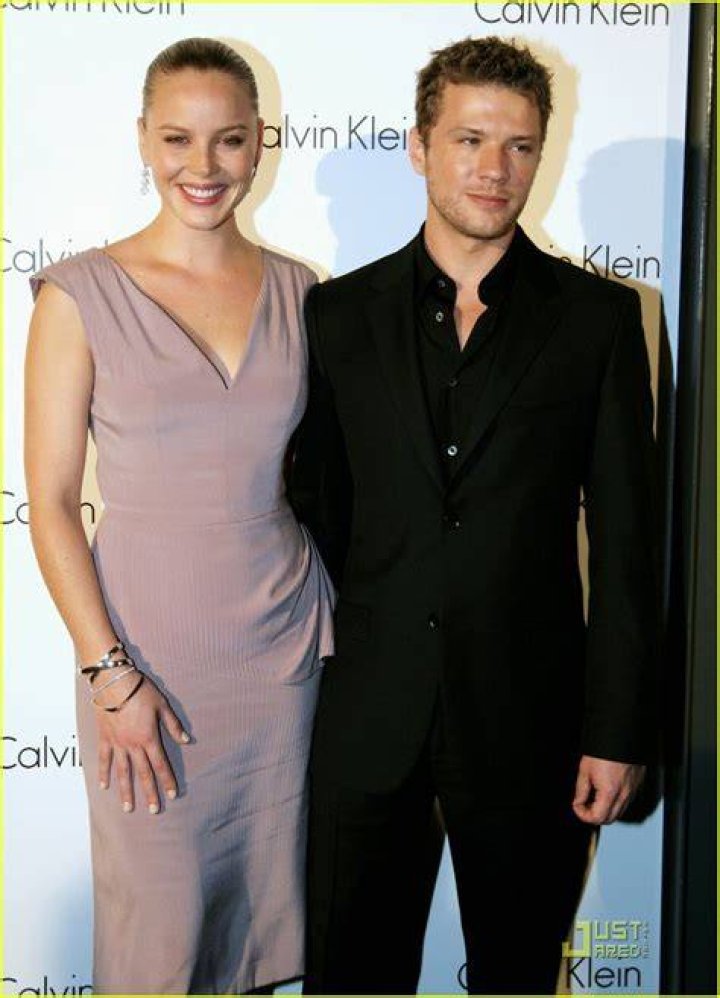 Ryan Phillippe & Abbie Cornish Keep Close Photo 1185951 Photos