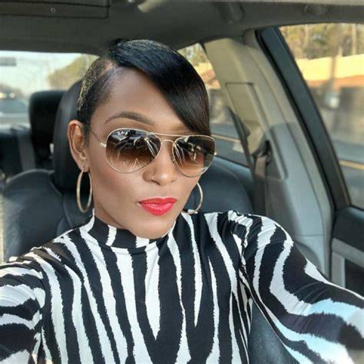 Sandra Davenport [Profiles] &bull; Instagram, Twitter, TikTok Foller