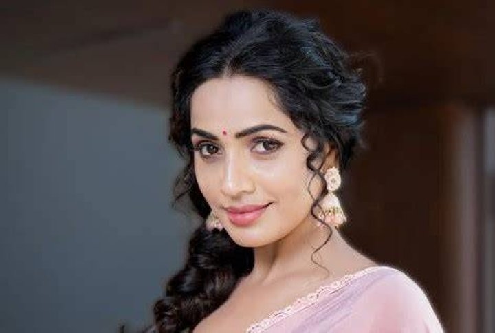 Shobha Shetty Wiki, Height, Age, Boyfriend, Family, Biography & More