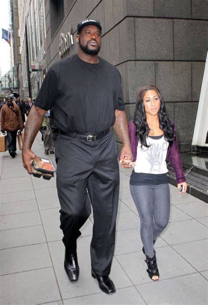 So Shaq and his wife were seen together.. pics