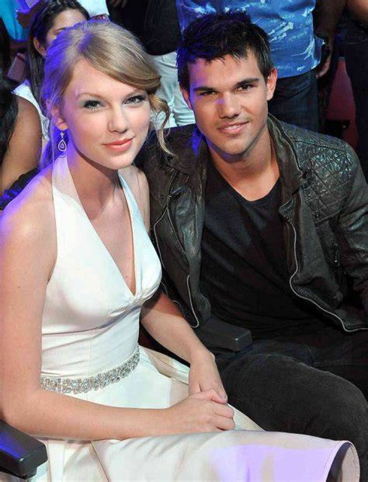 Taylor Swift And Taylor Lautner's Friendship Unveiled