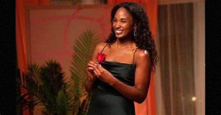 Tessa Tookes & Her Fianc&eacute; Joey Go Viral for Calling Out Wedding Dress