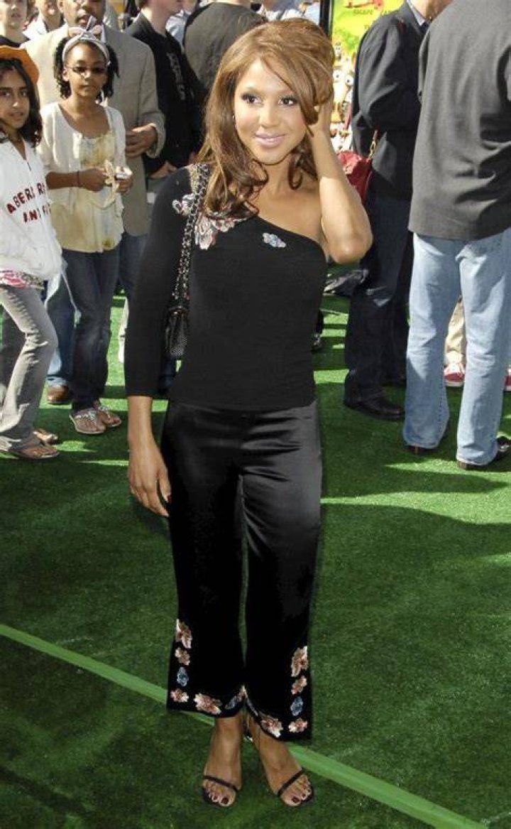 Toni Braxton Ethnicity, Nationality, Race, Family, Body measurements