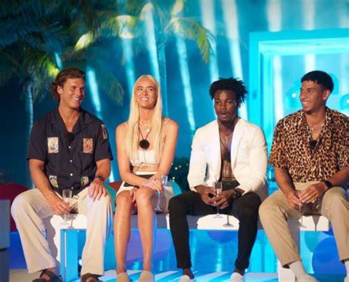 Too Hot to Handle Reunion Haley Gushes over Kiss with Francesca