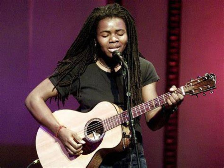 Tracy Chapman wins CMA Award for &lsquo;Fast Car&rsquo; decades after song&rsquo;s debut
