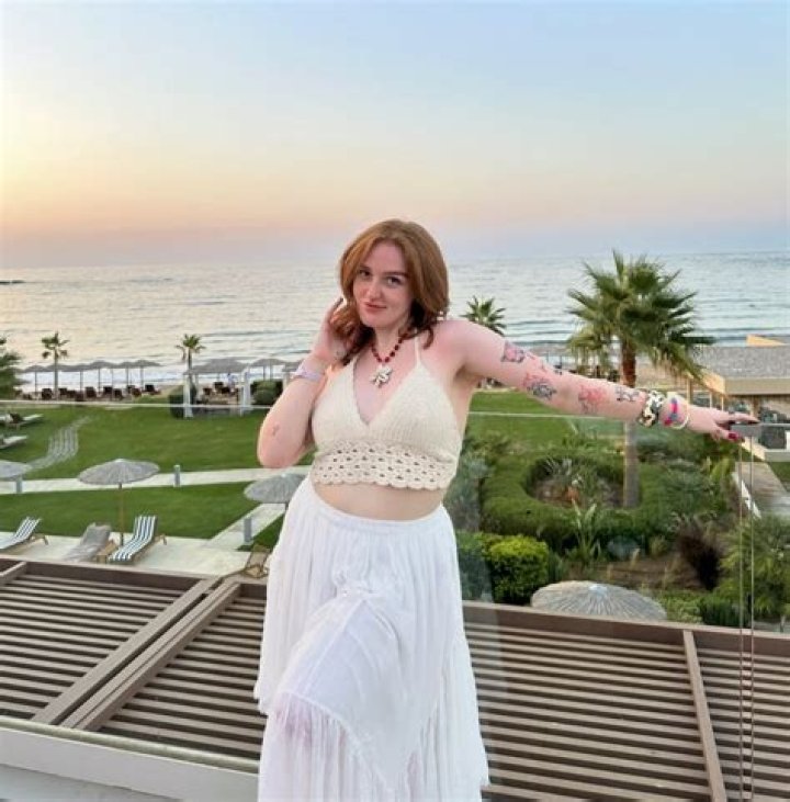 Unveiling Eleanor Neale's Net Worth: Discoveries And Insights