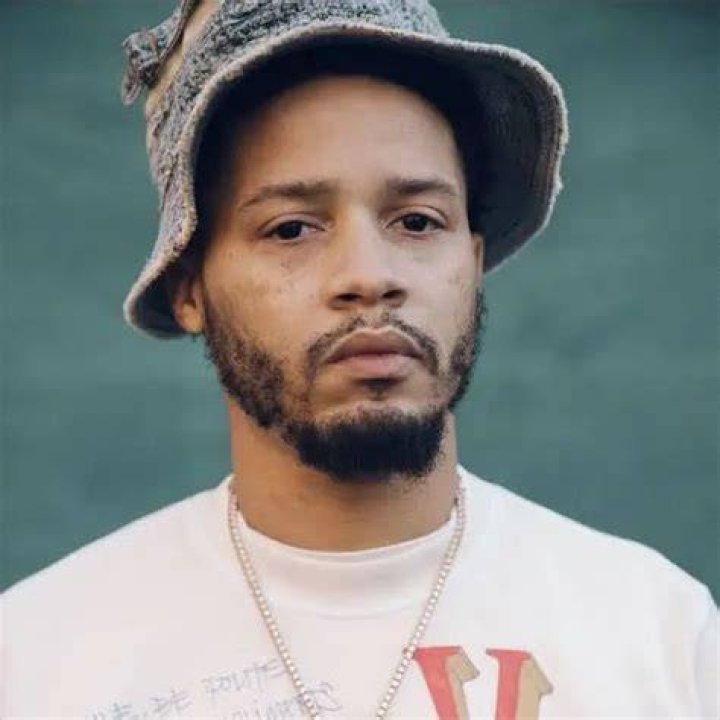 Veeze (Rapper) Bio, Age, Height, Net Worth, Real Name, Facts